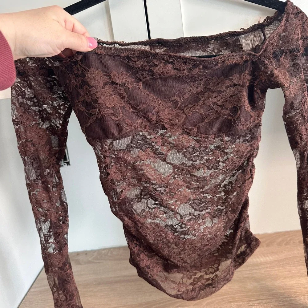 Brown Sheer Monochromatic Floral Lace Off The‎ Shoulder Ruched Long Sleeve Top S